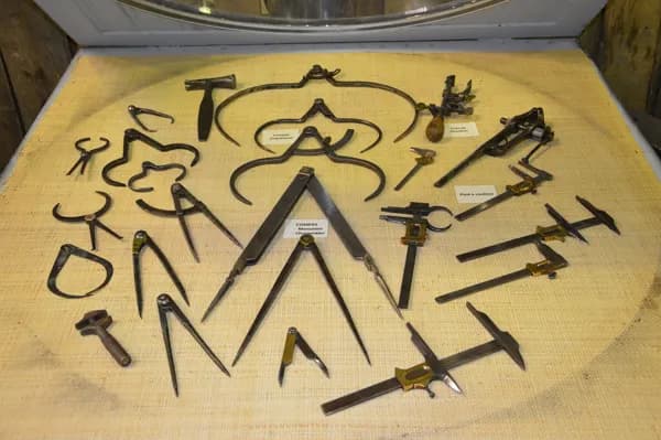 Musée du couteau de Laguiole, de l'objet forgé et de l'outils tranchant