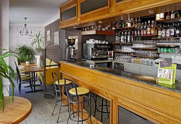 HOTEL CAZES-ARAZAT