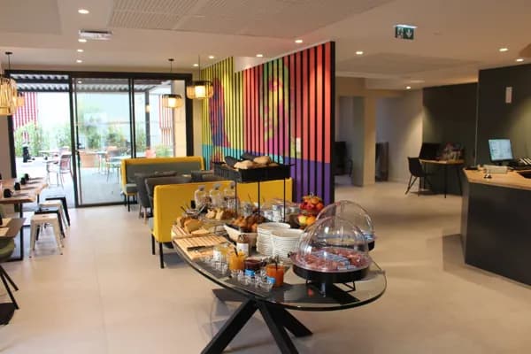 Petit Déjeuner Buffet