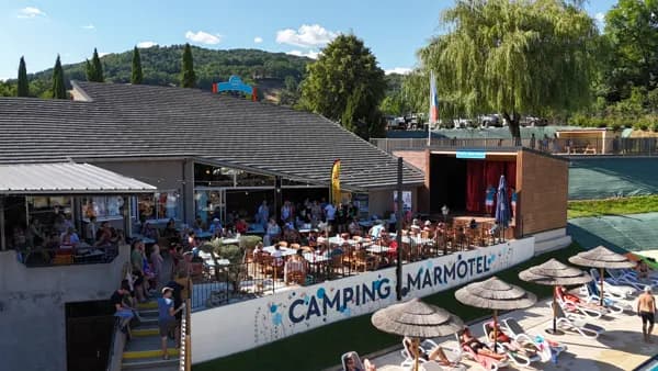 terrasse du camping marmotel