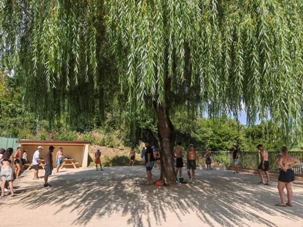 Pétanque au camping Marmotel