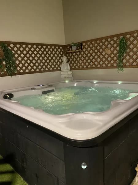 jacuzzi