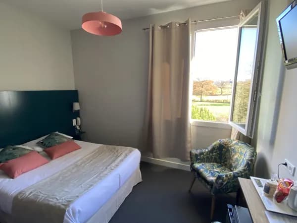 HOTEL AUX BERGES DE L'AVEYRON
