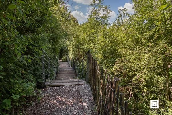 Sentier à Saint Léons
