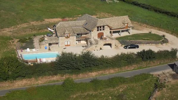 Le Cadravals