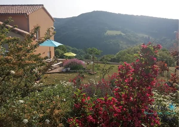 Vue d'ensemble sur le jardin