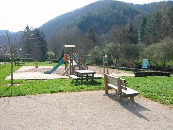 Aire de camping-car municipale de St-Just-sur-Viaur