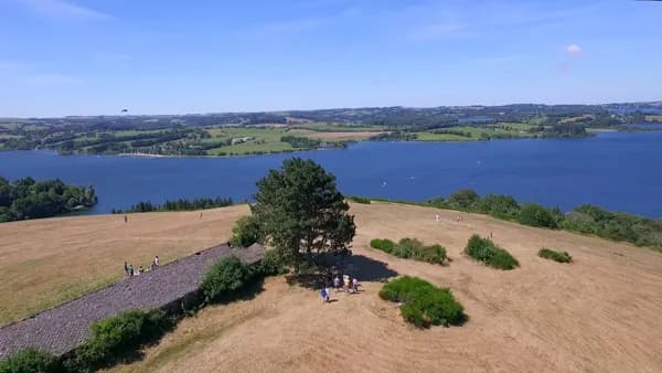 La Vierge du Lac