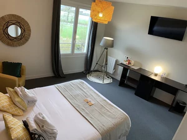 HOTEL AUX BERGES DE L'AVEYRON