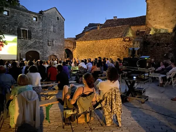 Cinéma sous les étoiles