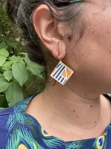 Boucles d’oreilles en vaisselle ancienne