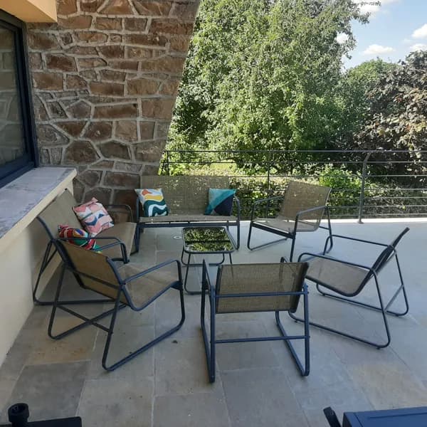 Coin salon extérieur en terrasse