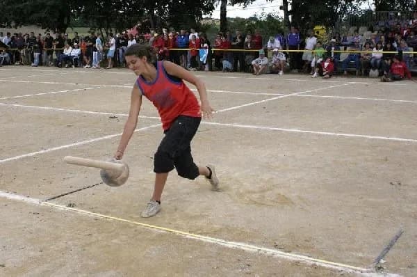 Les quilles au féminin (catégorie adolescent)