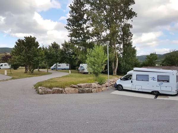 Aire de camping-cars de Sainte-Eulalie de Cernon
