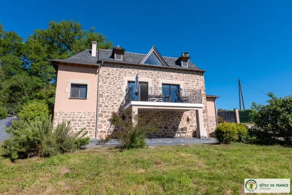 Vue façade côté jardin