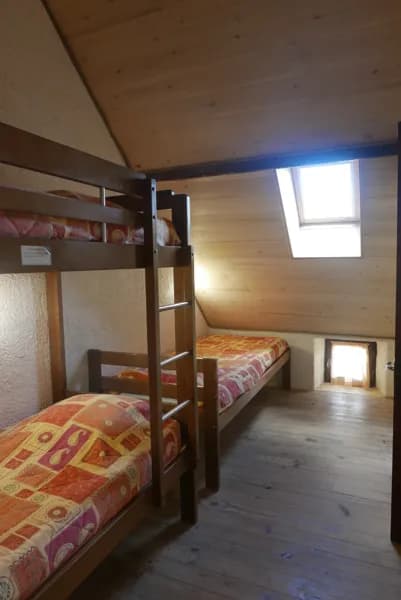 Chambre 1 (trois lits simples)