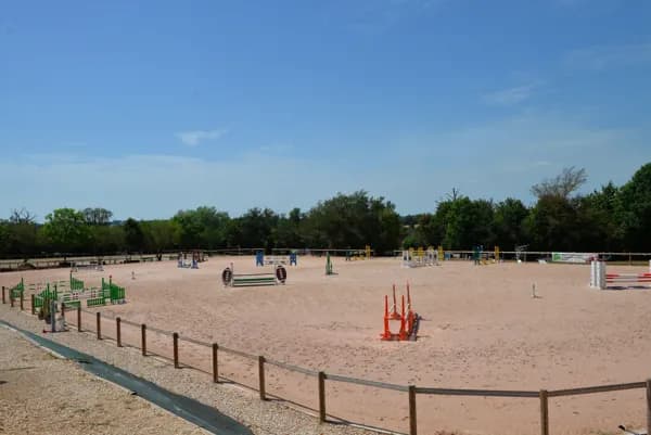 Combelles centre équestre Rodez Agglomération