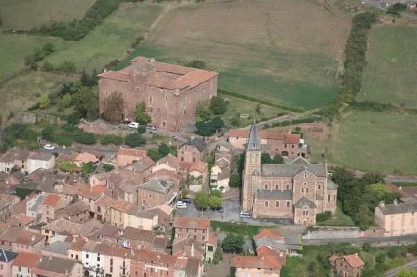 CHATEAU DE SAINT IZAIRE