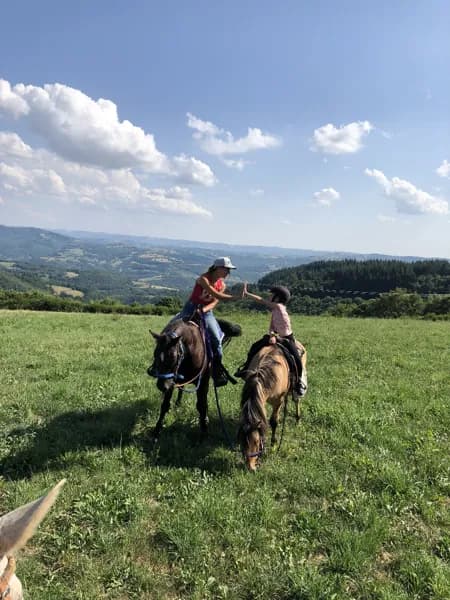 Roc'Aubrac - école d'équitation Western