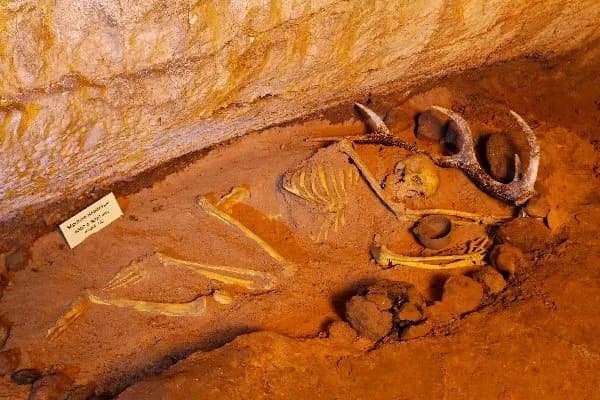 Grotte de Labeil (Le Caylar en Larzac)
