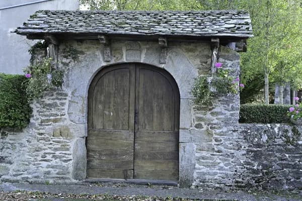 Porte du Ségala à Boussac