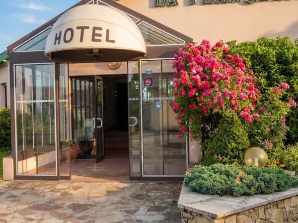 Hôtel Restaurant "LA PLANQUETTE"
