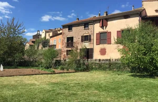 Maison avec vue sur les jardins