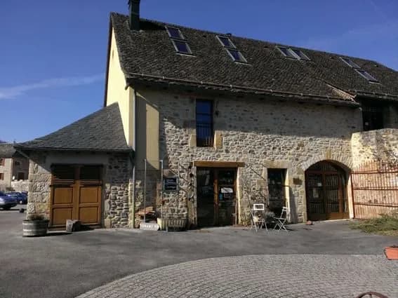 l'atelier-boutique se situe au sein du pôle des métiers d'art "Eulalie d'Art"