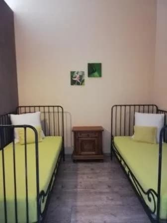 Chambre avec 2 lits 90x200