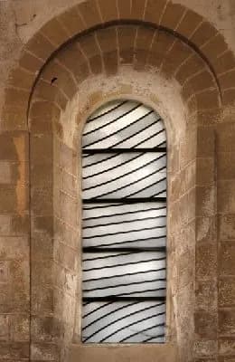 Conques - Visite guidée Les vitraux de Soulages