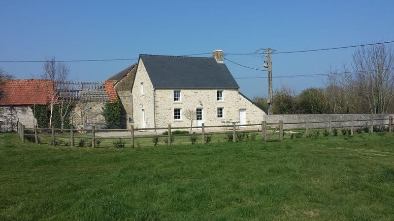 0-saint-martin-de-varreville-meuble-la-boulangerie
