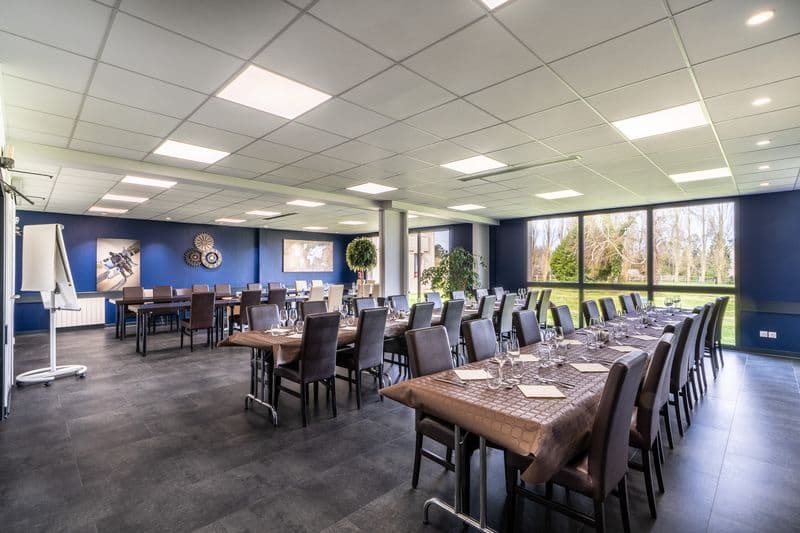 11-SALLE SEMINAIRE MODULABLE HOTEL LE SAINTE MERE
