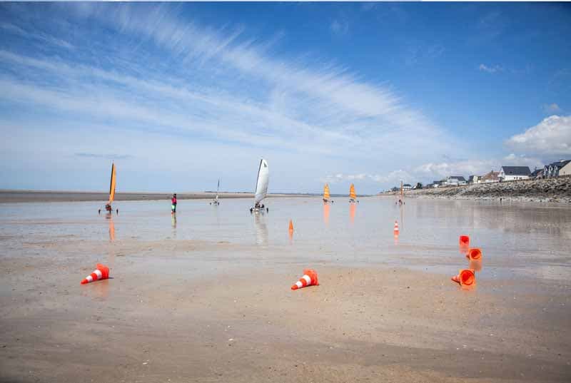 2013_Hauteville_sur_Mer_chars_à_voile©Philippe_Fauvel_CDT50