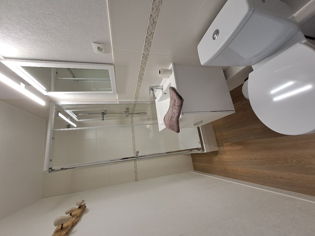 Salle de bain 1er étage
