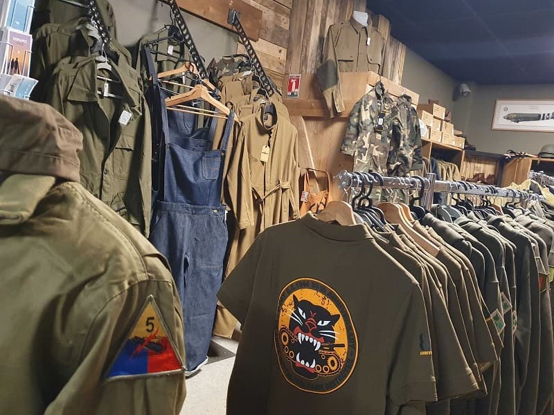 2025-catz-boutique-normandy-victory-museum-4