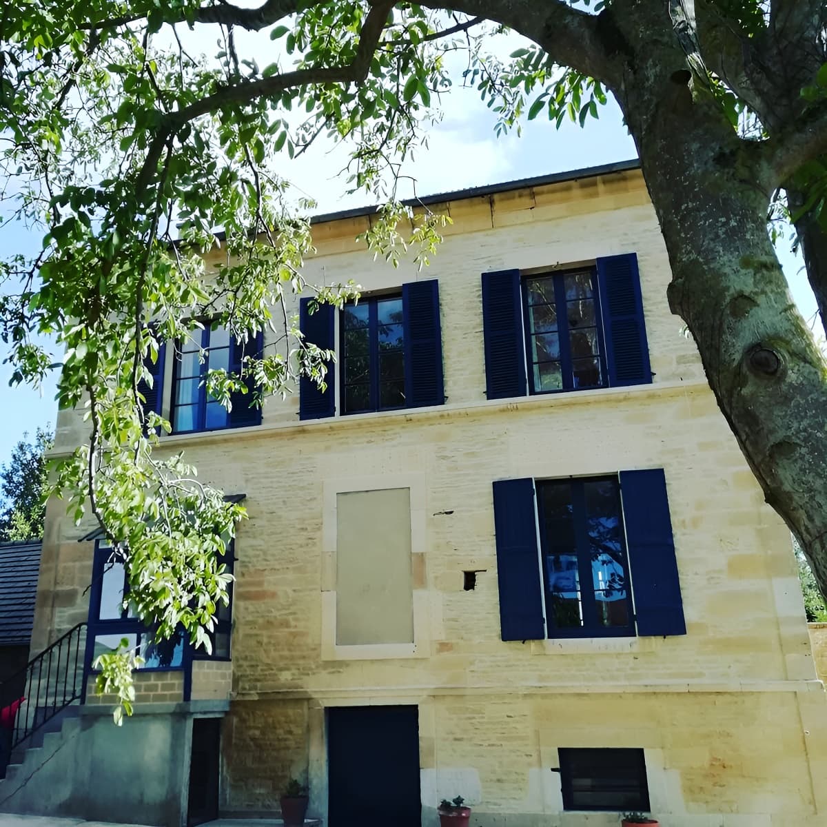 Façade
