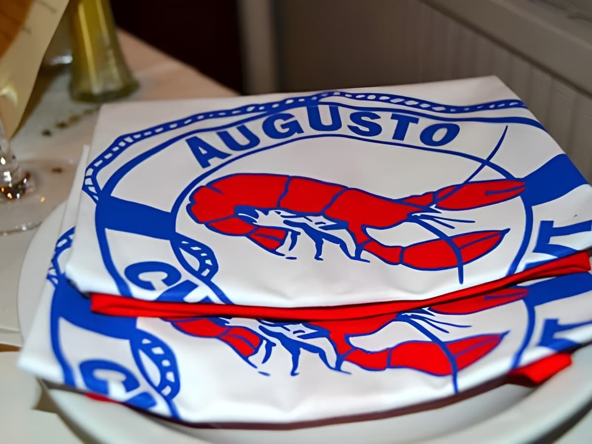 Augusto chez Laurent 2016 serviettes