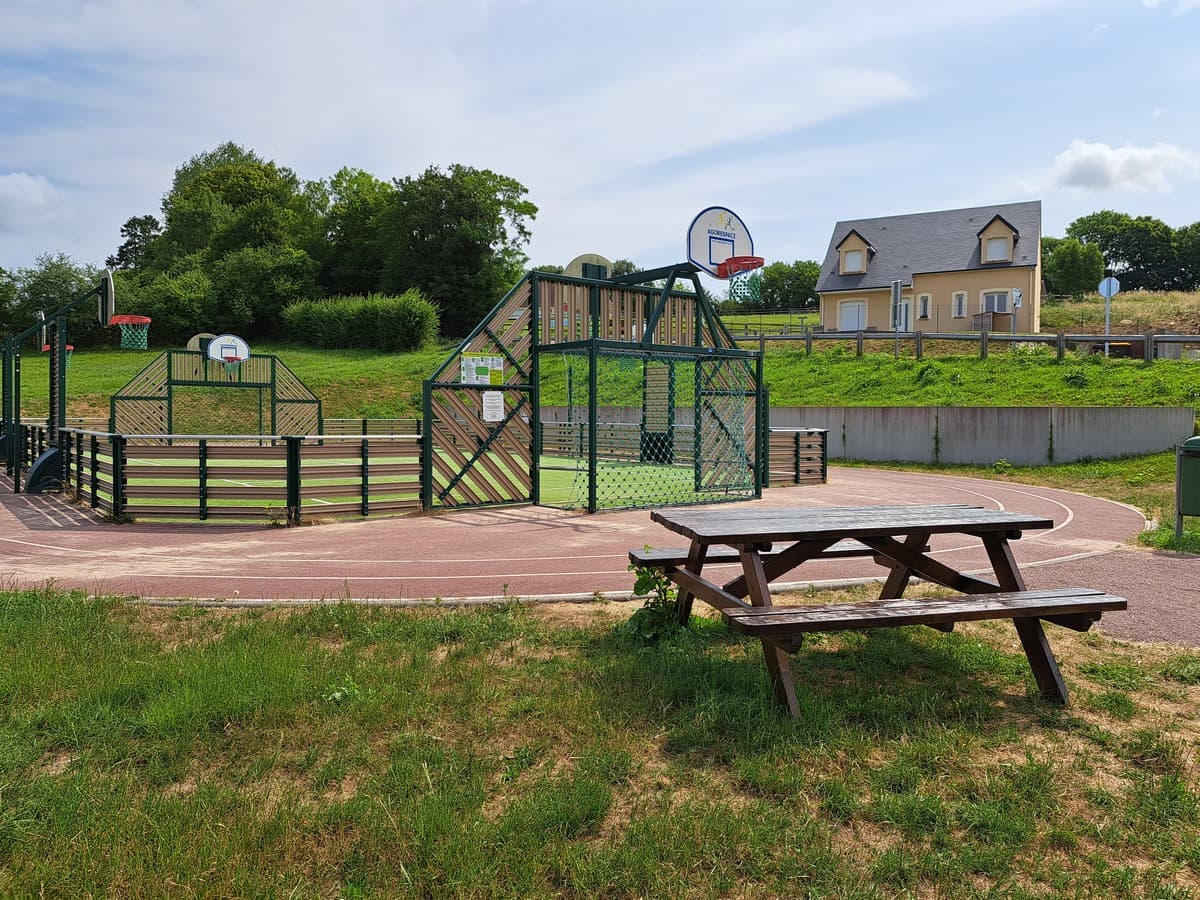 City Stade Cambremer