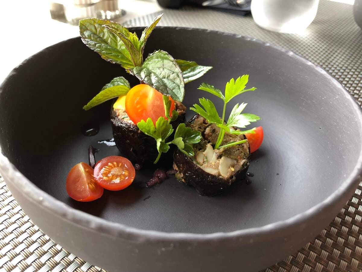 DEGUSTATION-DE-L-ILE-COURSEULLES-SUR-MER-RESTAURANT-PLAT-CREDIT-MATHILDE-LELANDAIS