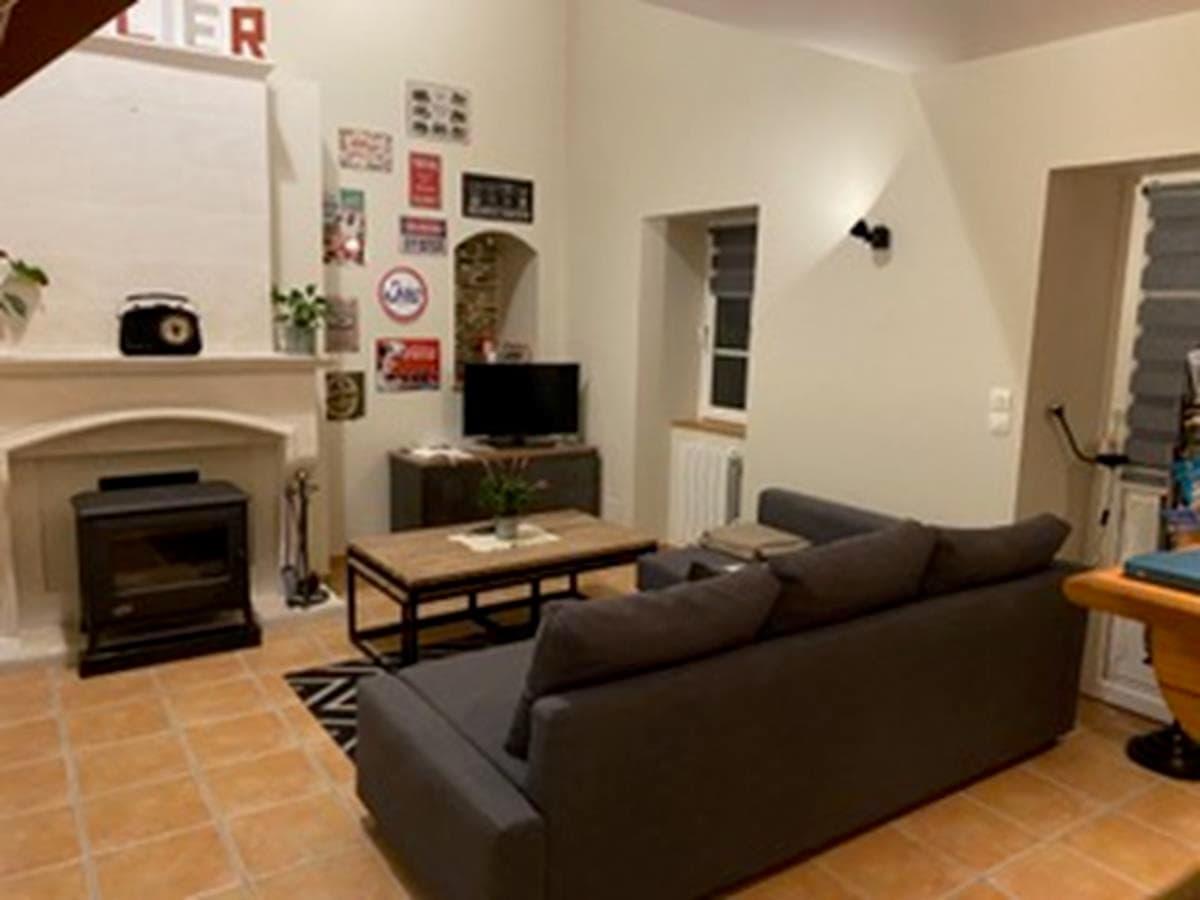 Gite la petite maison Livry salon