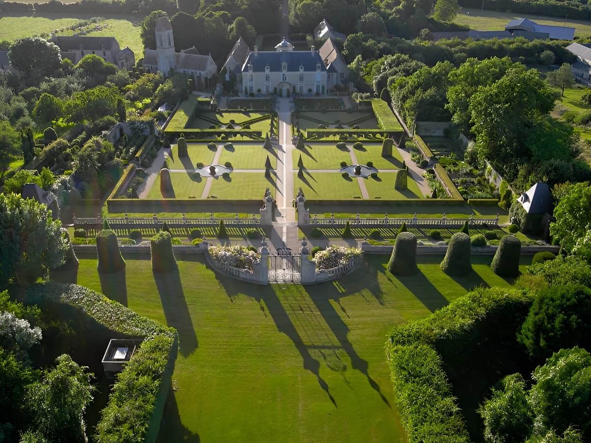 Le château de Brécy et son parc