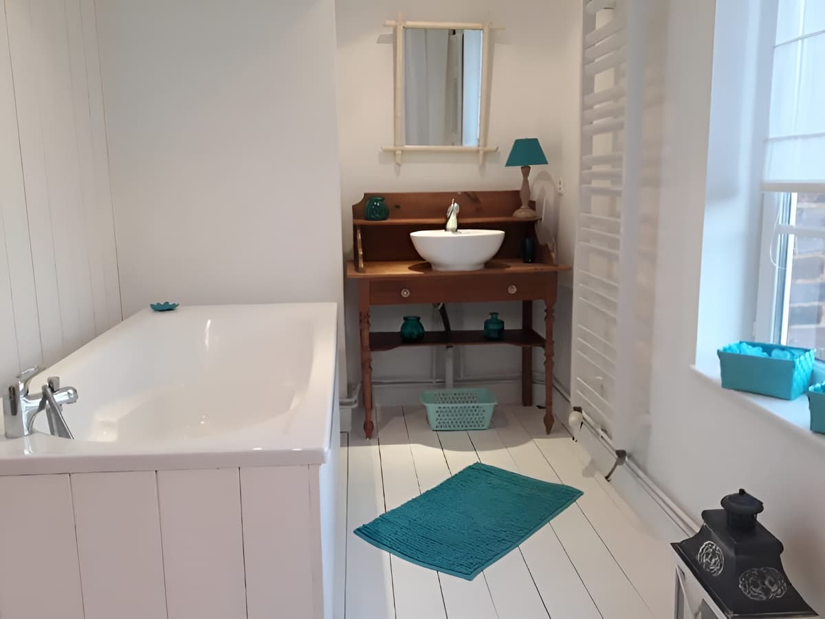 1ère salle de bain privative