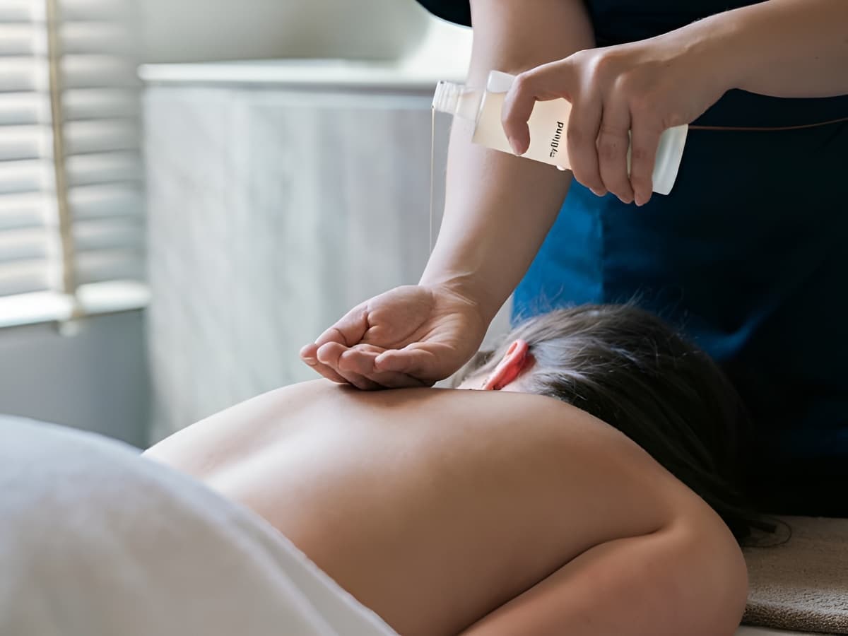 Massage--Lucas-Thirion-Tournois-BarriereGolf-2024-07--2-