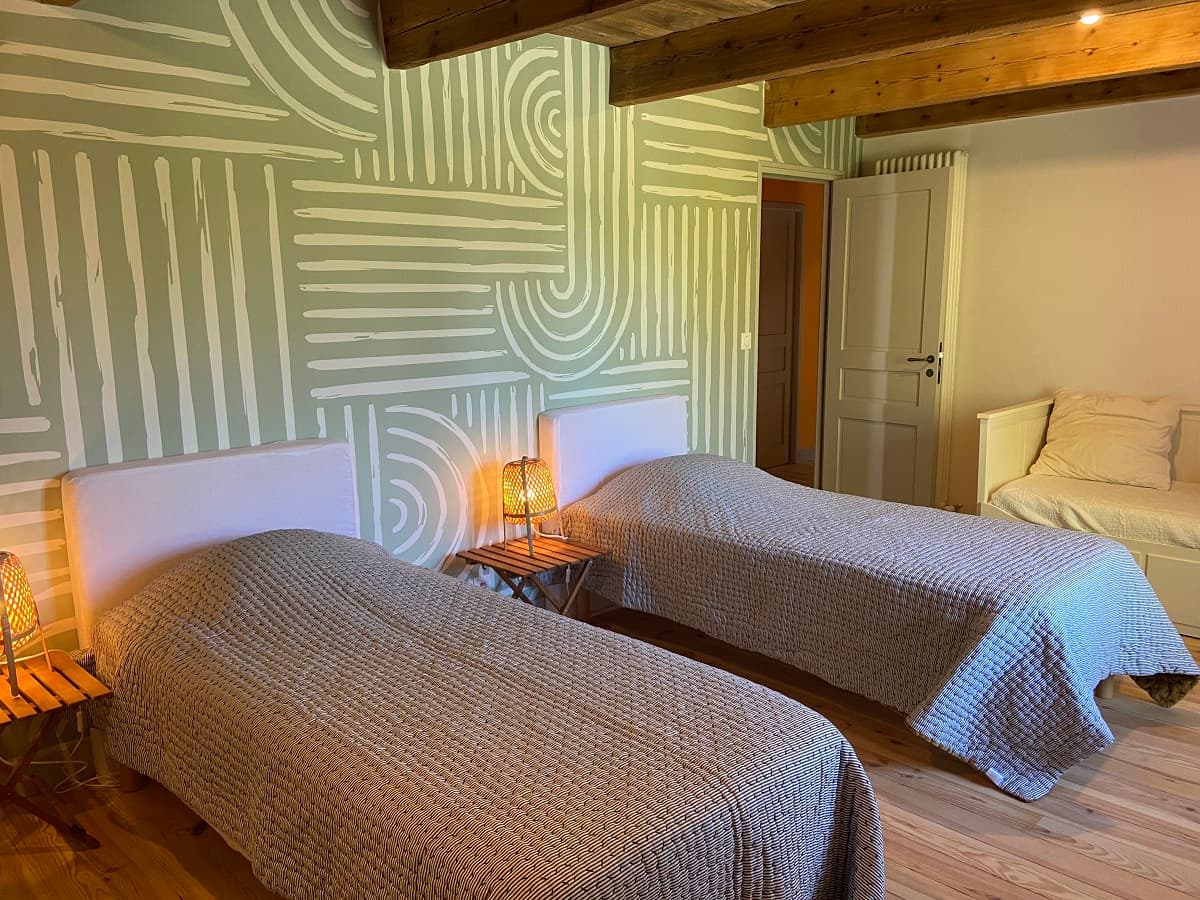 Meuble-brehal-gite-ferme-equestre-10