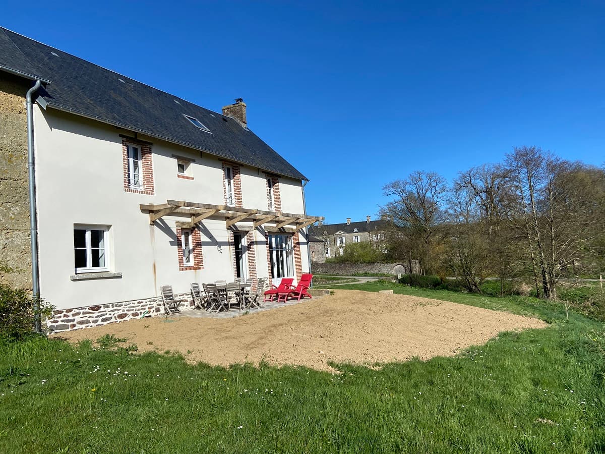 Meuble-brehal-gite-ferme-equestre-17