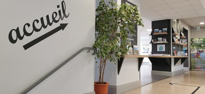 Coutances-office-de-tourisme