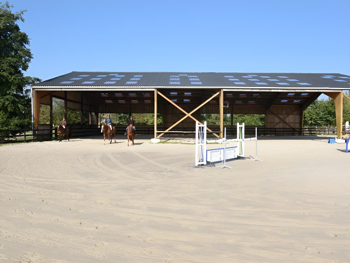Pôle équestre - manège