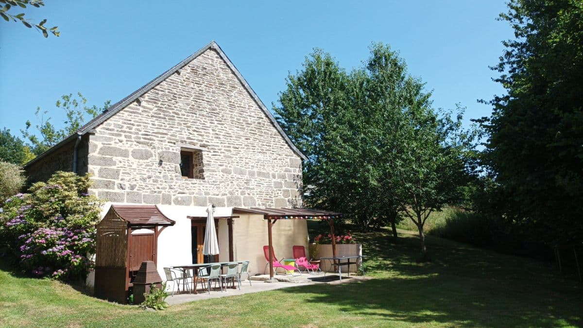 Romagny-Fontenay_Terrasse_Le_Moulin_des_Hiboux