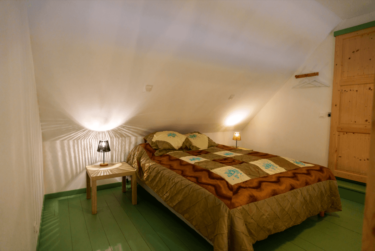 Saint-Hilaire-du-Harcouet_Les_Fees_du_Buron2