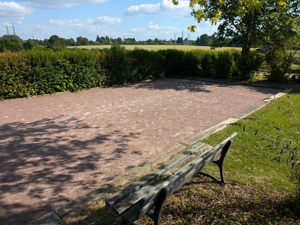 Terrain petanque Le Pin